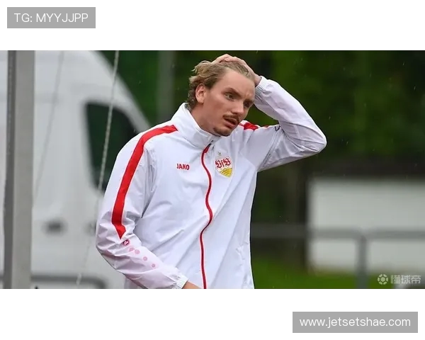 斯图加特总监称沃尔特马德极具职业精神 全身心投入球队发展