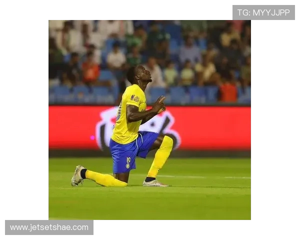 流浪者球员伊加马内因伤拒绝出场引发转会风波争议