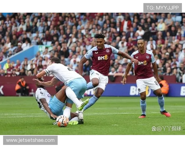 阿斯顿维拉半场落后水晶宫 马特打破僵局助球队领先 阿斯顿维拉半场落后水晶宫 马特打破僵局助球队领先