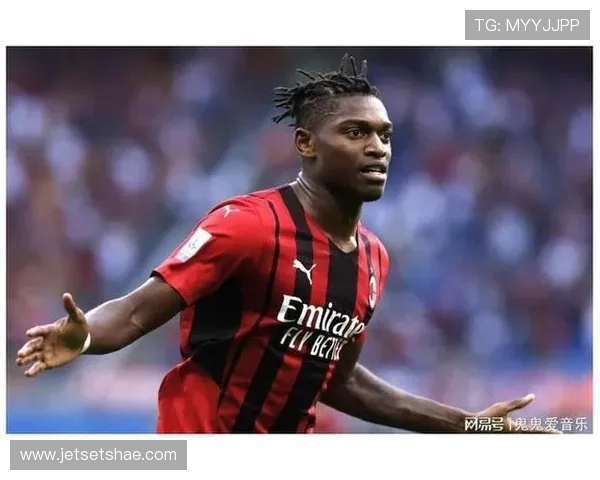 莱奥提前归队刻苦训练全力备战比赛誓要重返米兰首发阵容 莱奥提前归队刻苦训练全力备战比赛誓要重返米兰首发阵容