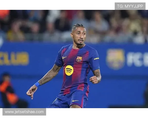 拉菲尼亚周四训练状态出色状态良好巴萨核心有望获准出战下场比赛 拉菲尼亚周四训练状态出色状态良好巴萨核心有望获准出战下场比赛