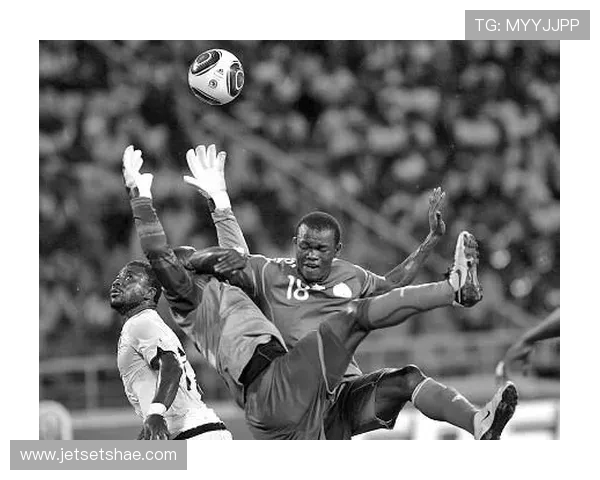 R.I.P.塞内加尔年轻门将遭假经纪人骗至加纳不幸被绑架遇害 R.I.P.塞内加尔年轻门将遭假经纪人骗至加纳不幸被绑架遇害